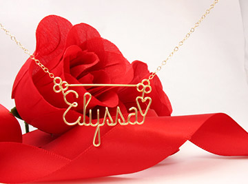 personalized name necklace in gold wire 