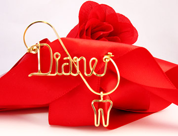 personalized name pin Wire Jewelry
