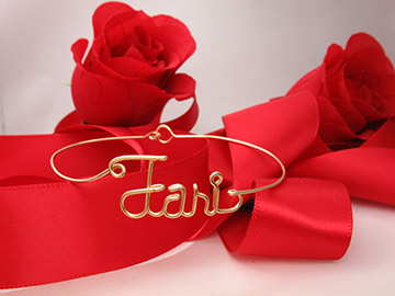 Gold Wire Bracelet