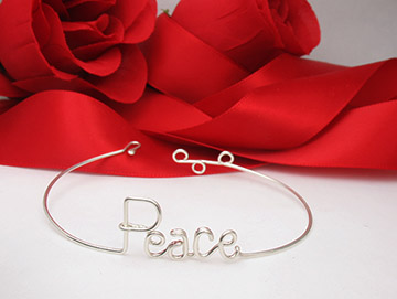 Bracelet in silver wire