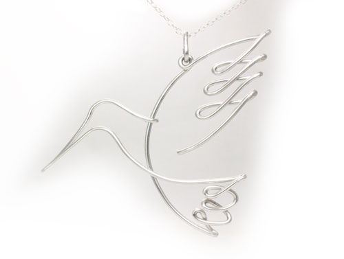 Hummingbird-Pendant-in-argentium-silver-wire