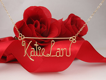 personalized name pin Wire Jewelry