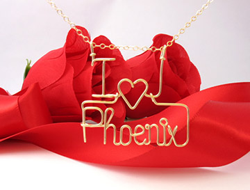 personalized name necklace in wire 