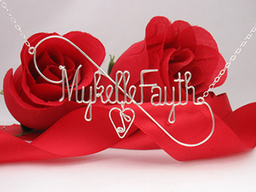 personalized name necklace in wire 