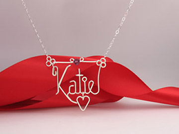 personalized name necklace in wire 