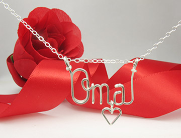 personalized name necklace in silver wire 