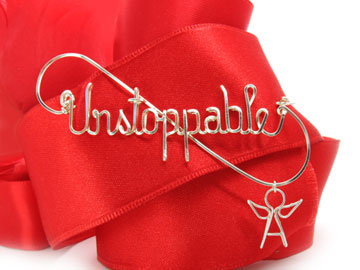 personalized name pin in gold wire 
