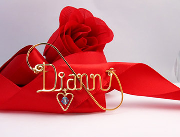 personalized name pin in wire 