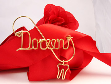 personalized name pin Wire Jewelry