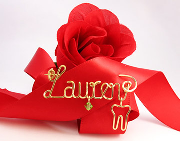 personalized name pin wire jewelry 