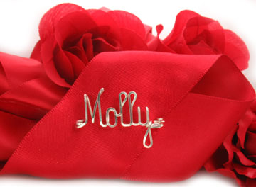 personalized name pin in silver wire 